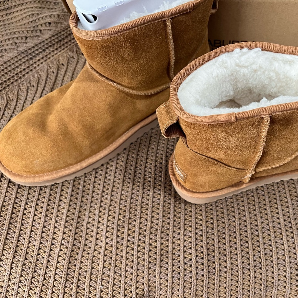 Kookaburra ankle boots Size 10